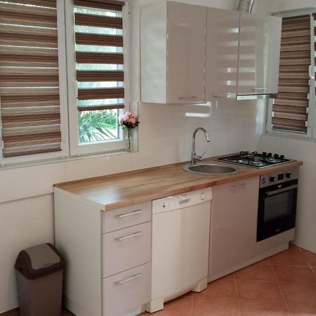 Apartmani Nikola Biograd Na Moru Luaran gambar