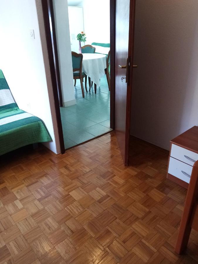 Apartmani Nikola Biograd Na Moru Luaran gambar
