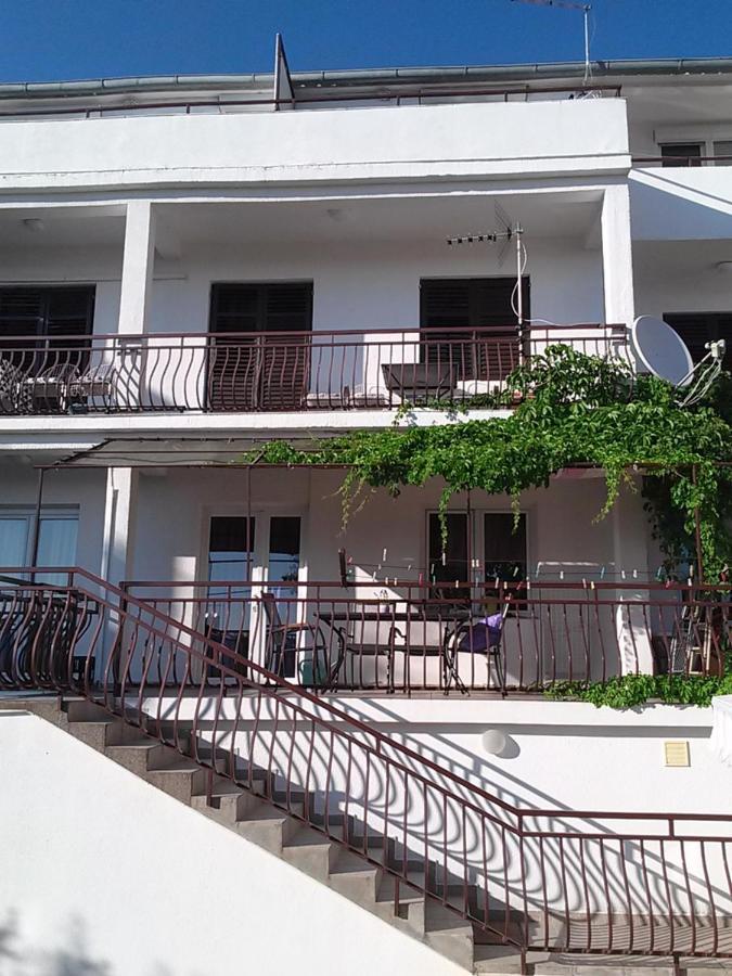 Apartmani Nikola Biograd Na Moru Luaran gambar