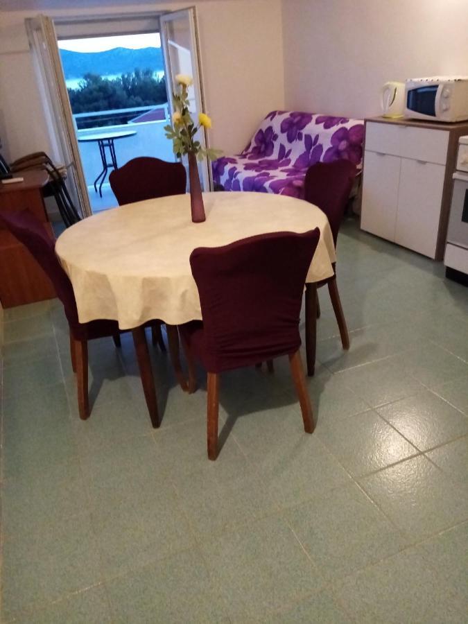 Apartmani Nikola Biograd Na Moru Luaran gambar