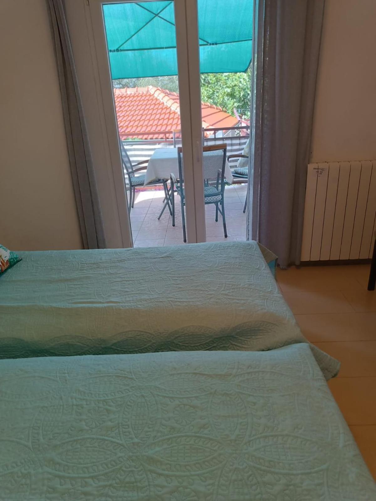 Apartmani Nikola Biograd Na Moru Luaran gambar