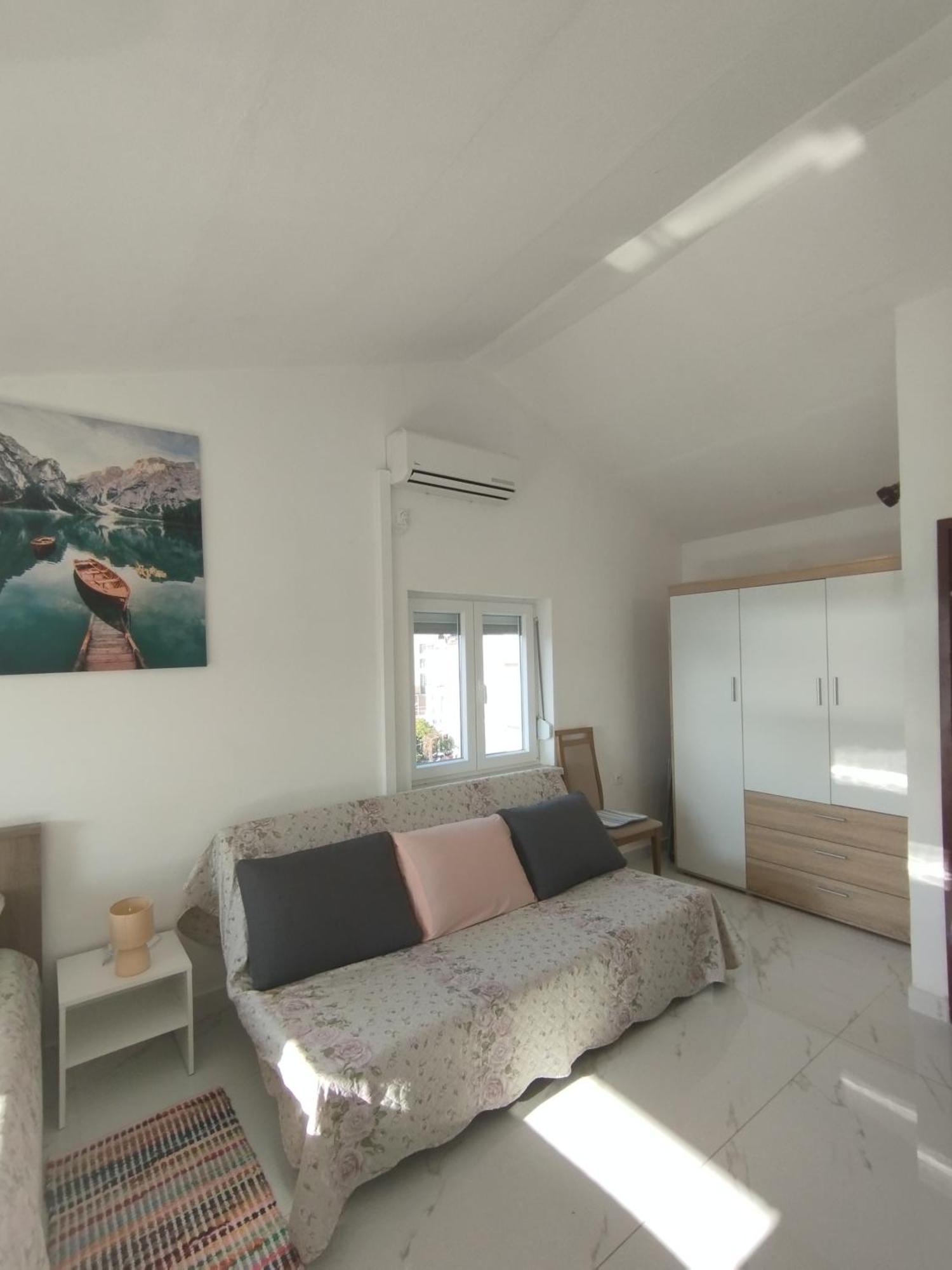 Apartmani Nikola Biograd Na Moru Luaran gambar